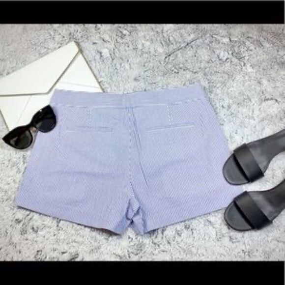 🔹NWT! J. Crew Blue & Pleated Seersucker Shorts🔹 - Picture 5 of 5